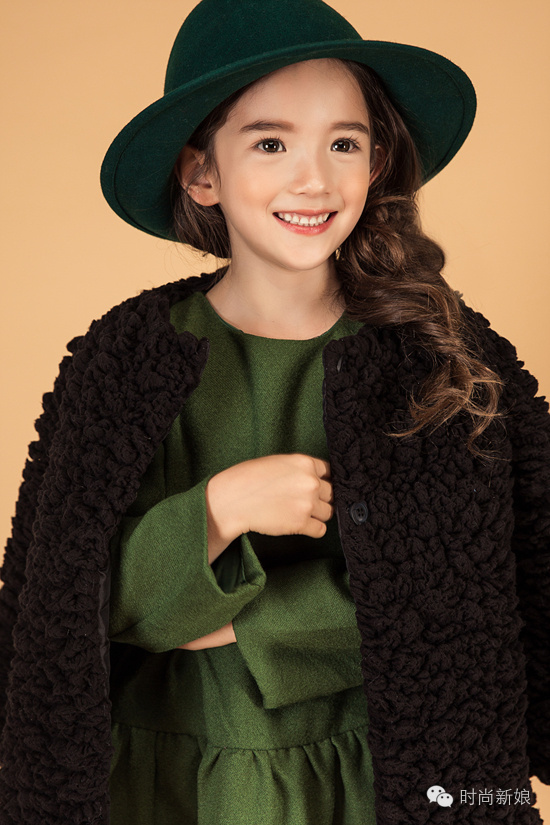 英韩混血小麻豆Louie：长得漂亮不是我的错