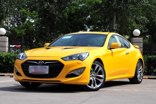 月薪三千也能开得起的平民跑车,月薪多少可以买一台最便宜的跑车