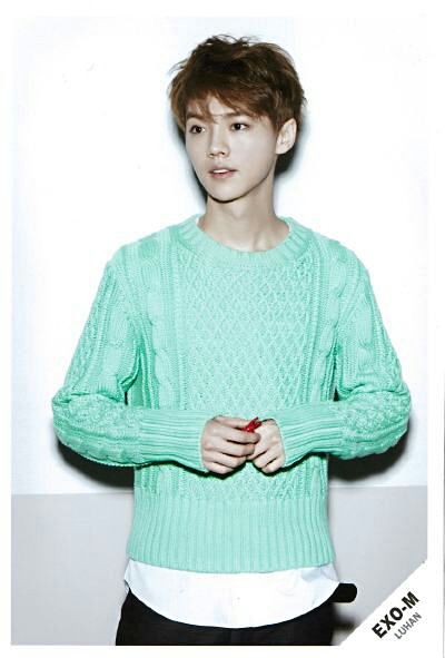 鹿晗巅峰时期有多夸张高街穿搭,鹿晗早期惊艳足球服照