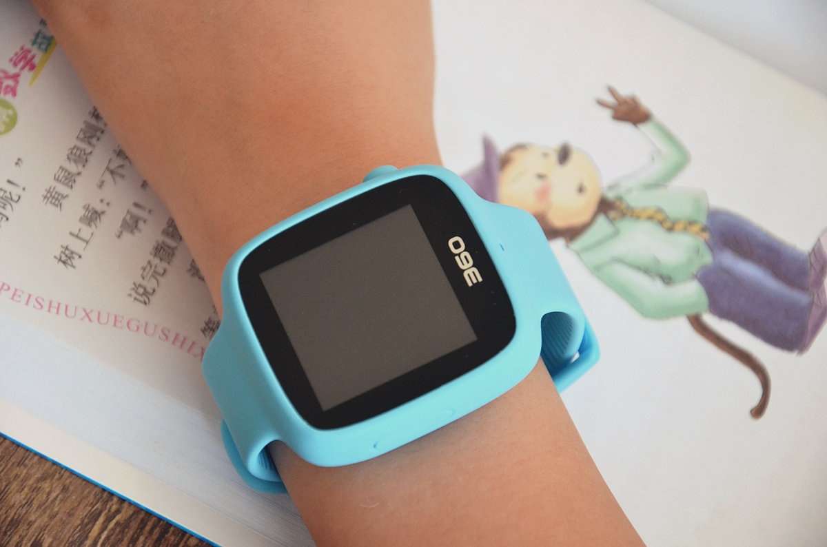 360儿童手表se3,360巴迪龙儿童手表se评测