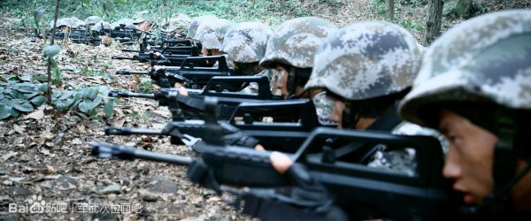 战争电影中的经典枪械,电影战狼中的一些枪械