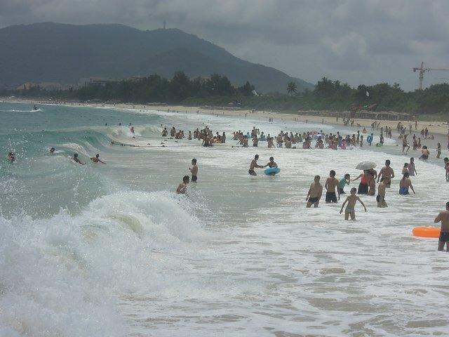 三亚天海一色演唱会,三亚亚龙湾一线海景复式