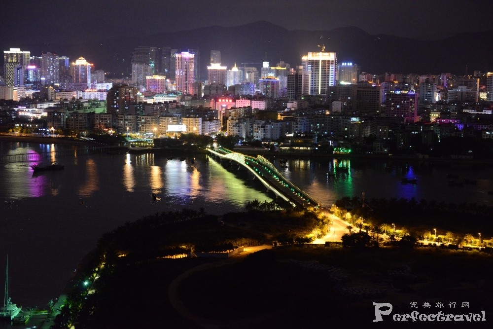 三亚凤凰岛度假酒店怎么样,三亚凤凰岛度假酒店夜景