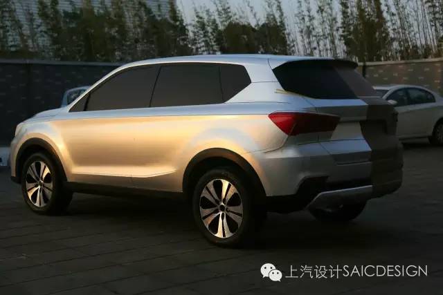 荣威2016rx5互联网自动版,荣威全新rx5模型