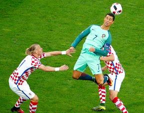 欧洲杯最惨烈的一局c罗,欧洲杯c罗伤心视频