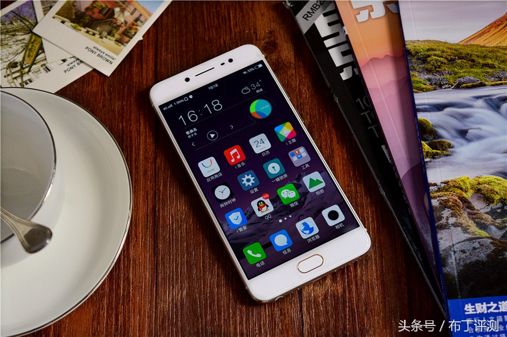 vivox71600万柔光双摄,vivox7拍照效果