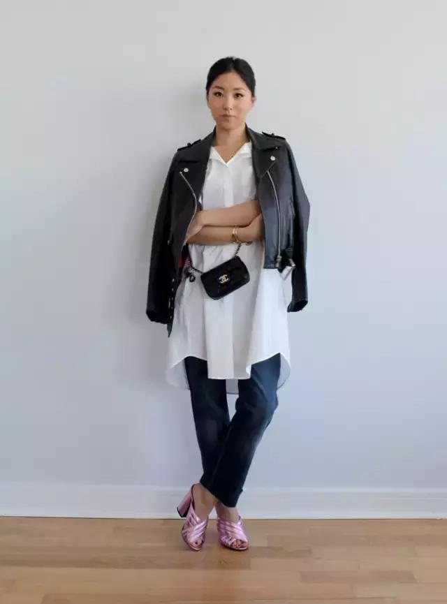 60岁阿姨都穿小白鞋，那我只好穿小粉鞋了