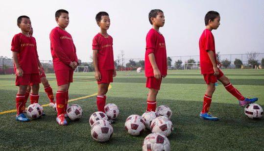 冰岛足球和中国足球,中国足球对冰岛比分预测