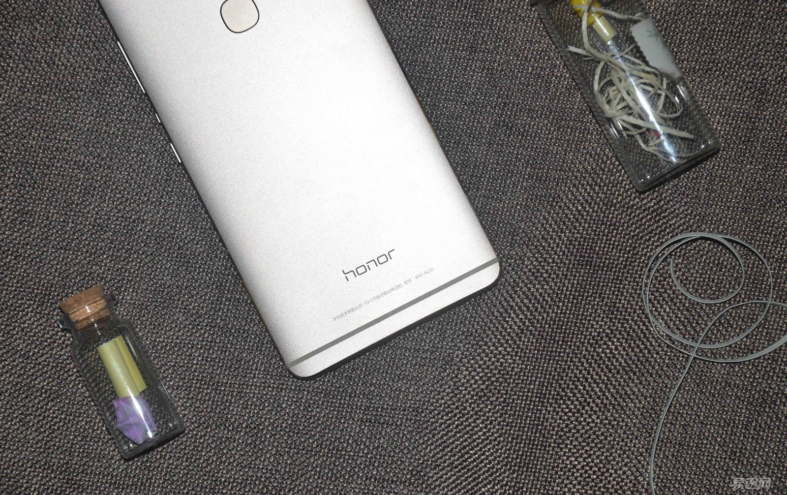 感受v8,荣耀v8华为功能