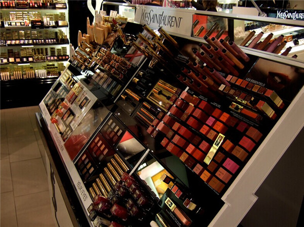 国内机场哪个免税店买什么最划算,国外机场免税店购物流程