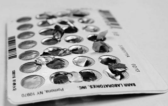 以为很安全其实却很危险的行为,盲目相信安全期意外怀孕就惨了