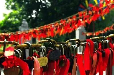 这个七夕，到织金洞来一场免费甜蜜的大型集体婚礼