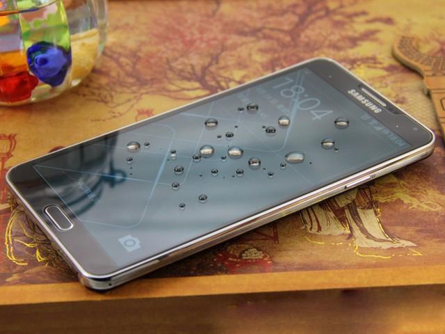 信利推“金刚盾”手机钢化膜，三大优势全面护屏