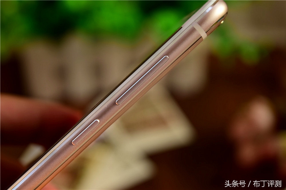 vivox71600万柔光双摄,vivox7拍照效果