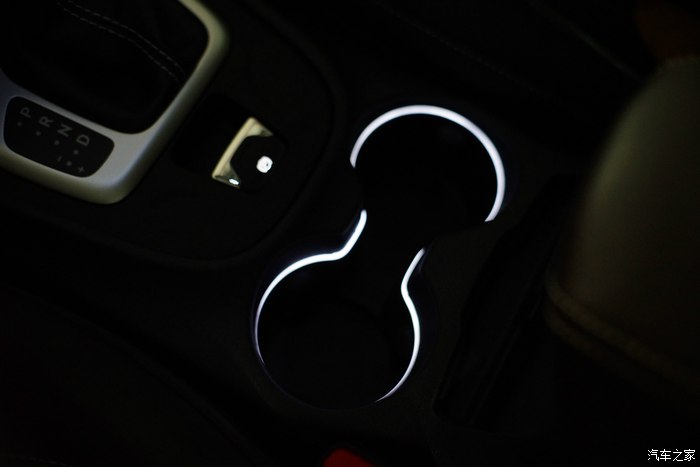 酷斯特女王再次登场：16款2.4L领先版自由光提车作业