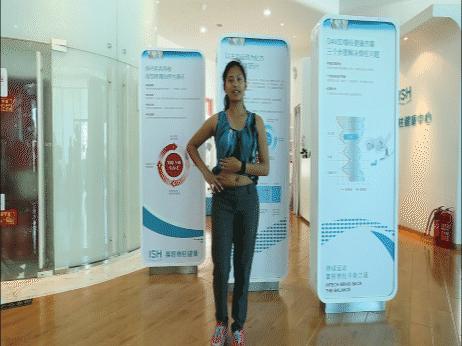 如果你的跑姿是这样的，小心你的膝盖｜三分钟课堂