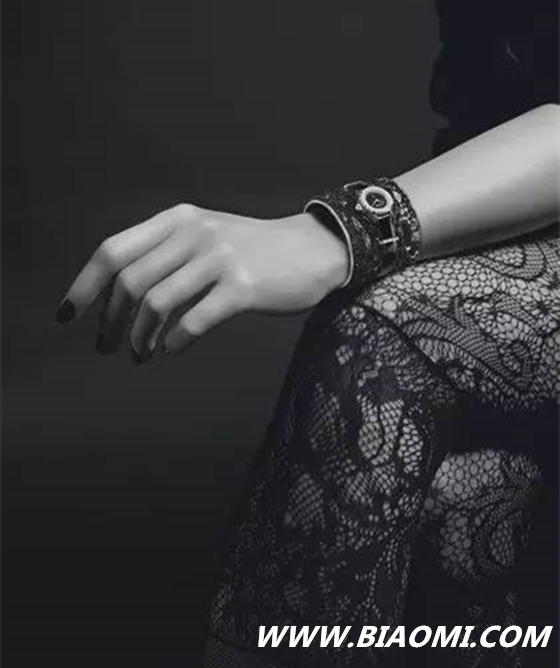 香奈儿J12XS发布李敏镐女友秀智出席活动