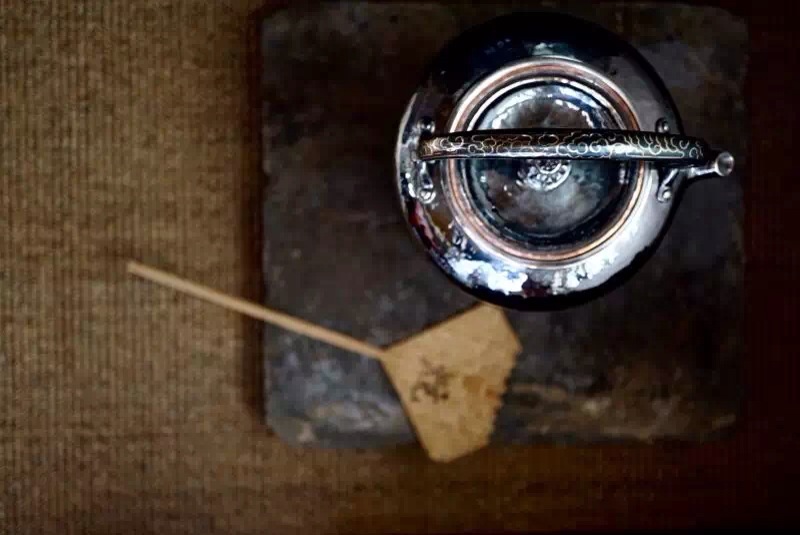 银壶泡茶有什么优缺点,银壶如何留香