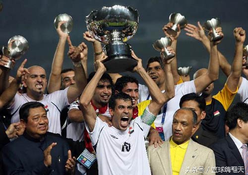 战火中走出的少年怎会惧怕雄鹰,战火中走出的人不畏惧雄鹰