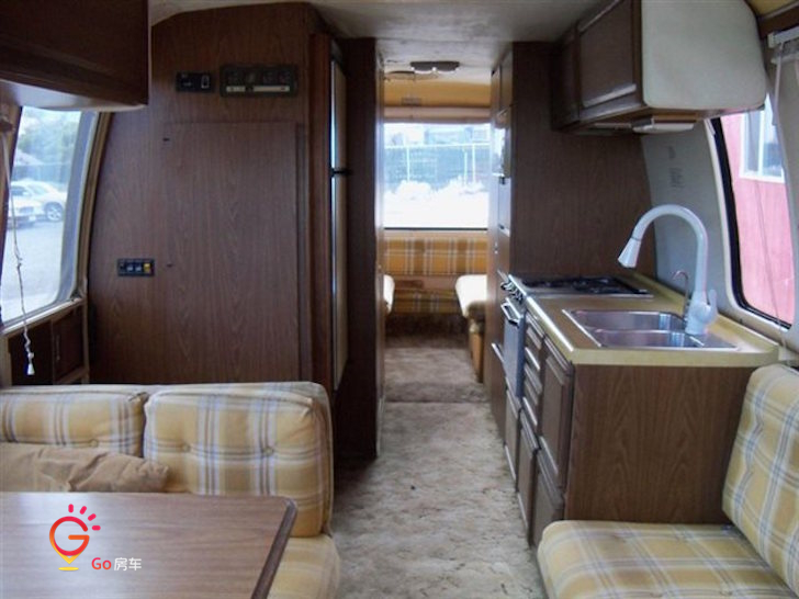 老爷车三轮车房车,经典老房车