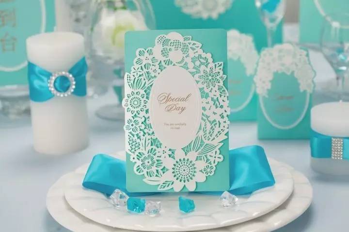 这张婚礼请柬有“毒”,还不速来围观!