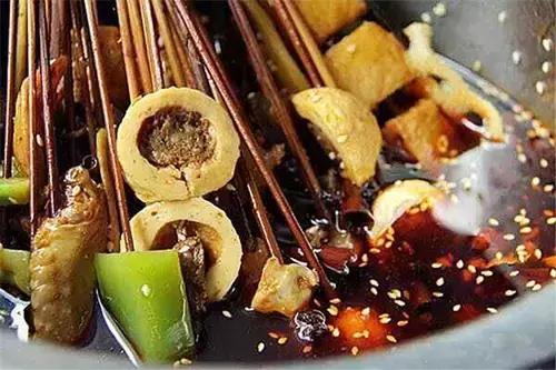 脖子长火痘是什么原因,后背脖子长痘什么原因