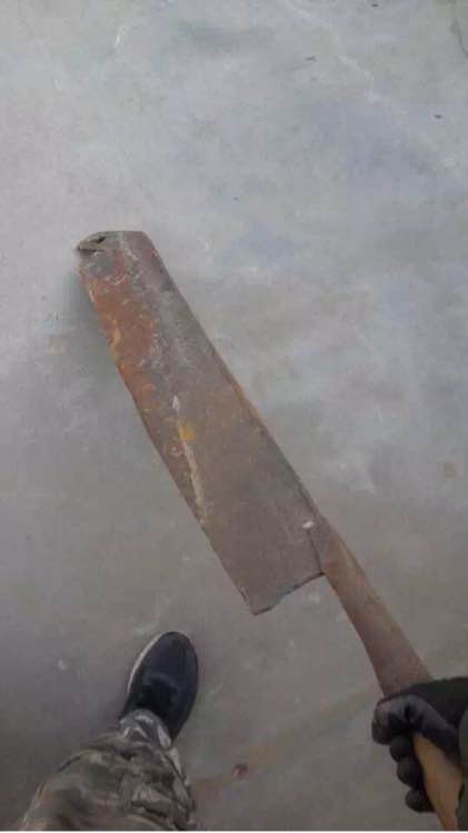 骑着摩托车去野钓,骑电动摩托车去钓鱼