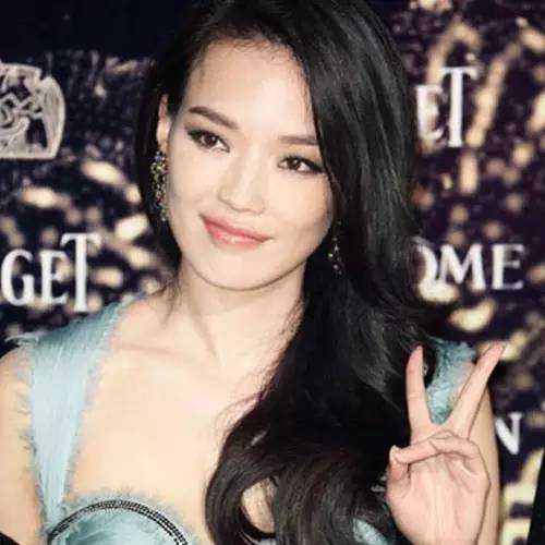 今年秋冬流行唇色有哪些,今年流行什么颜色的唇色