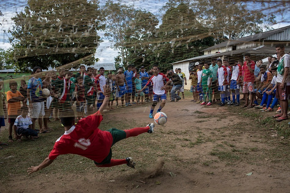 任你们怎么笑话里约，全世界旅行者就是爱它|里约专题足球篇