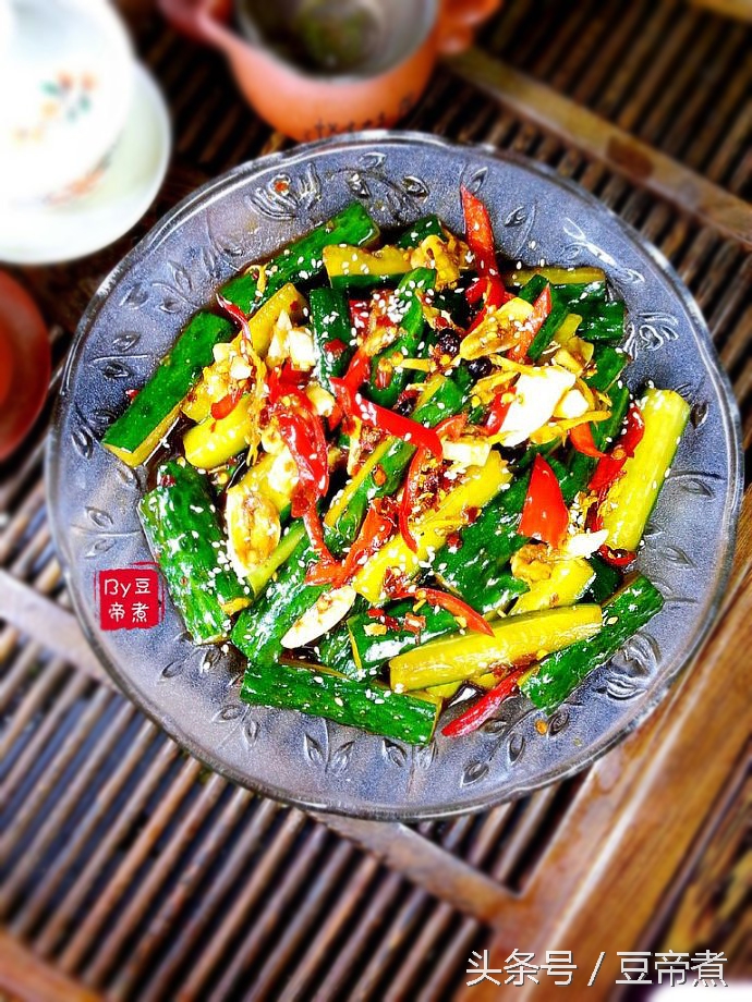 怎样凉拌黄瓜不放辣椒才好吃,凉拌黄瓜和木耳最好吃的做法