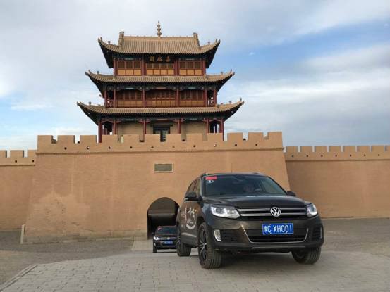 超多美图慎入！开神车，走丝路，这些不可思议的美景就在中国！