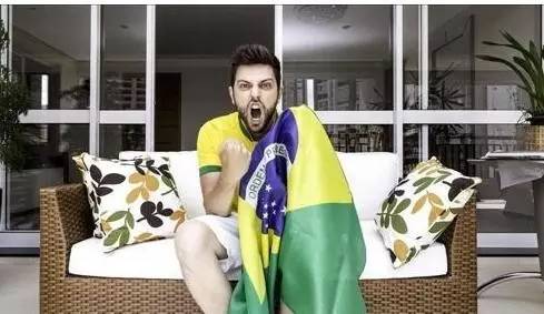 七夕节单身狗千万别出门拍火车,七夕节单身狗做什么