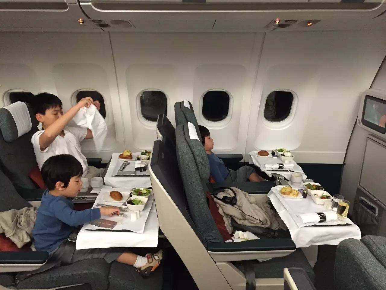 如何给儿童订成人的机票,如何给儿童订成人机票