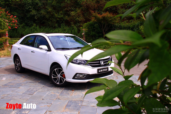 这才是本色出演最酷反派,试驾众泰z300