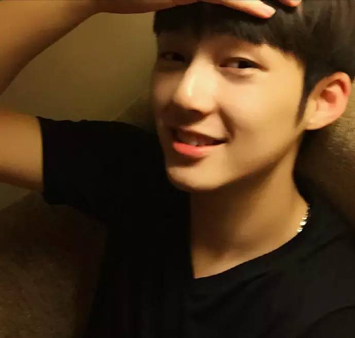 孙杨和宁泽涛的腹肌,孙杨和宁泽涛肌肉