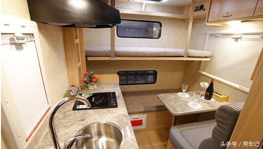 霞客乐房车2021即将上市皮卡房车,皮卡房车哪个厂家是最正规的