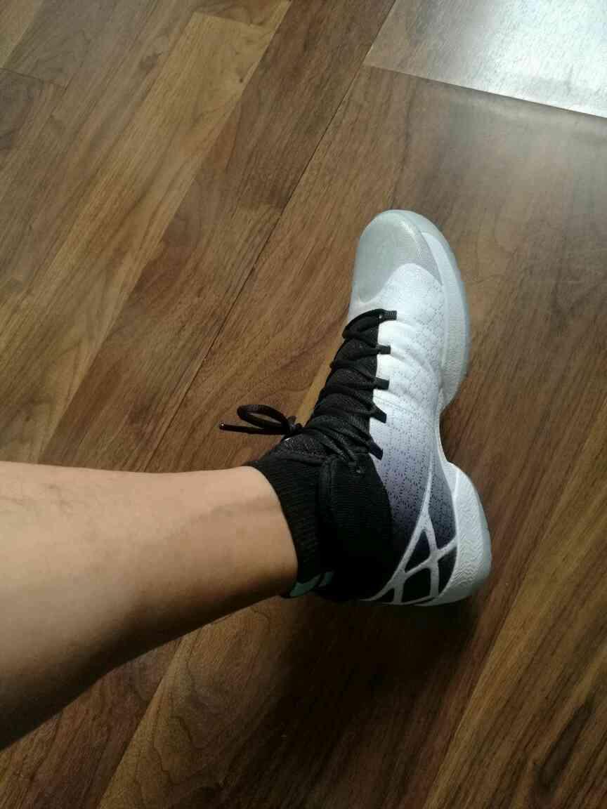 现在最适合入手的实战鞋,最省钱的几款实战鞋推荐