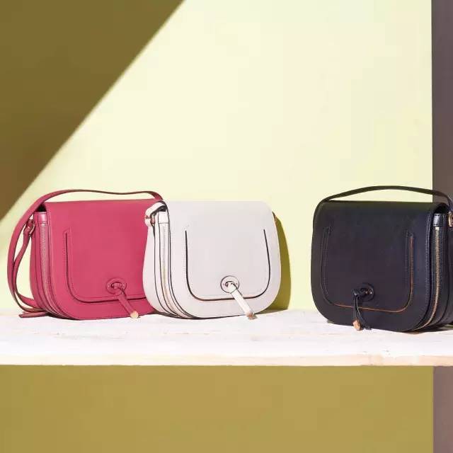 朴信惠、秀智、宋慧乔，韩剧女主背的包都扒出来啦！