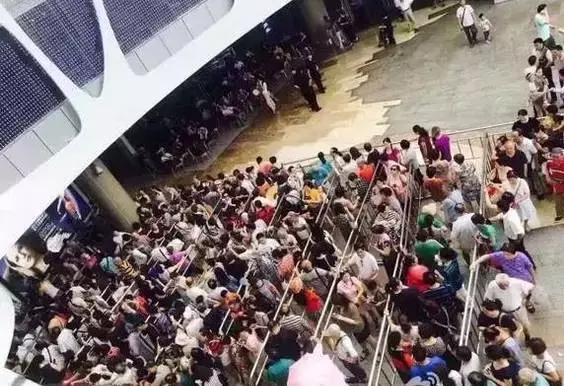 第一次去上海免税店,第一批免税店