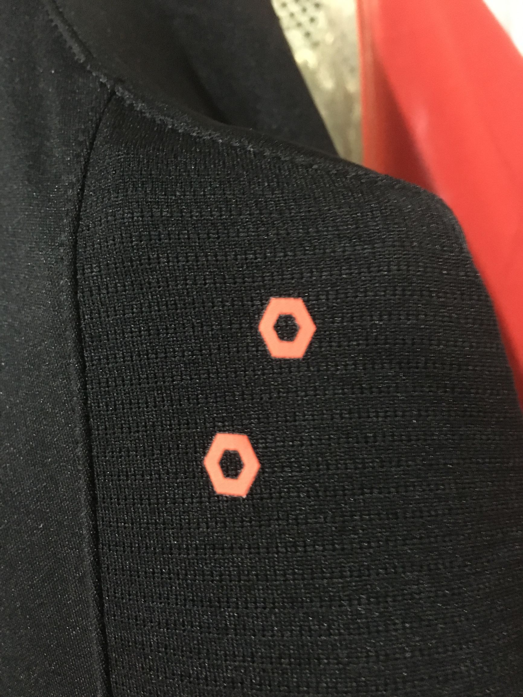 利物浦19-20欧冠客场球衣,利物浦1819赛季主场客场球衣