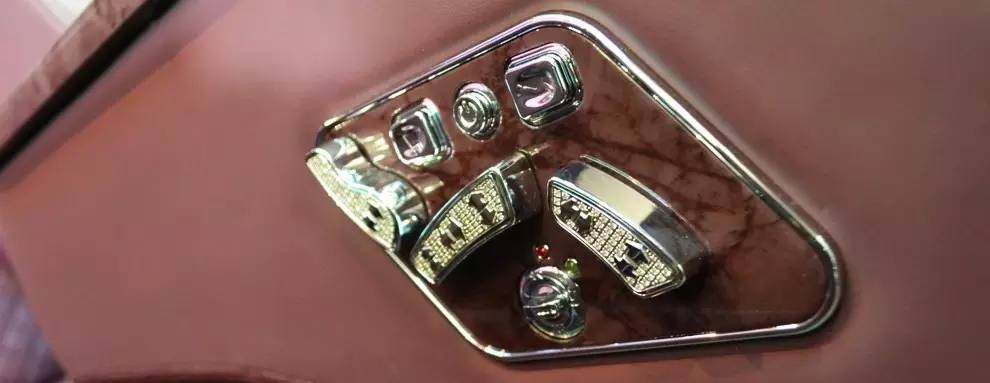 奔驰斯宾特无隔绝七座加长版,奔驰斯宾特低顶四驱七座价格