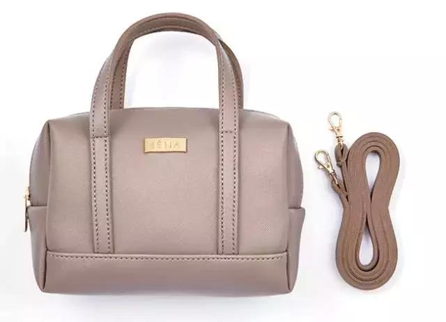 日本买杂志还送礼物看看都送的啥,日本杂志送大牌包包