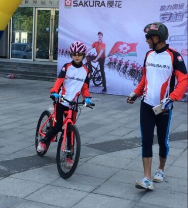 为冬奥冰雪健儿加油,为冬奥运动会加油