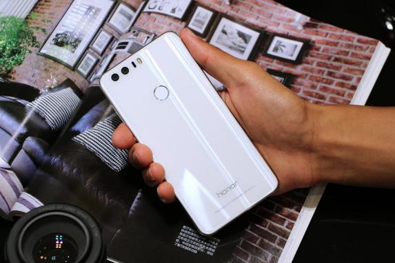 荣耀8评测,荣耀note8评测