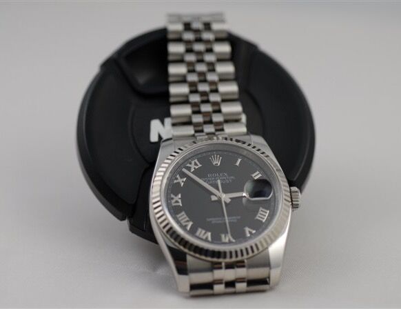 从一块艾美表的二手估值，呲几句未来房产转手套现的问题