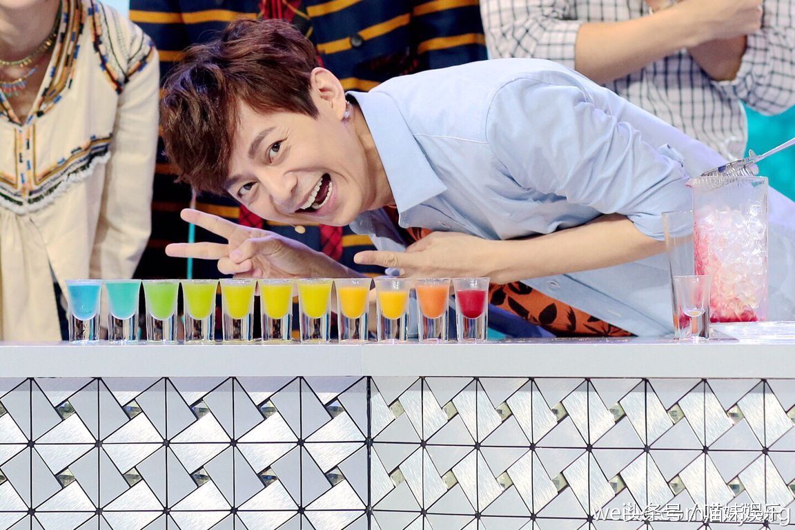 何炅微博发文事件,何炅发微博图片