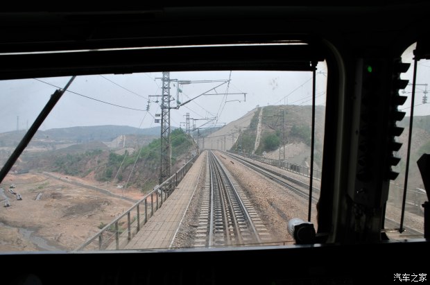 跑了13万公里的比亚迪e6值得买吗,比亚迪电车第一批车主用车情况