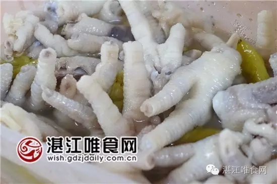 群友面基，唯食君带你免费“*鸡叫**”原来是这样滴