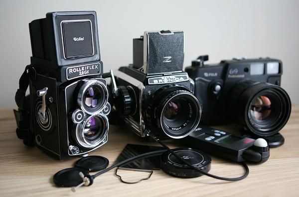 目前的单反相机是什么样的,说了这么多年