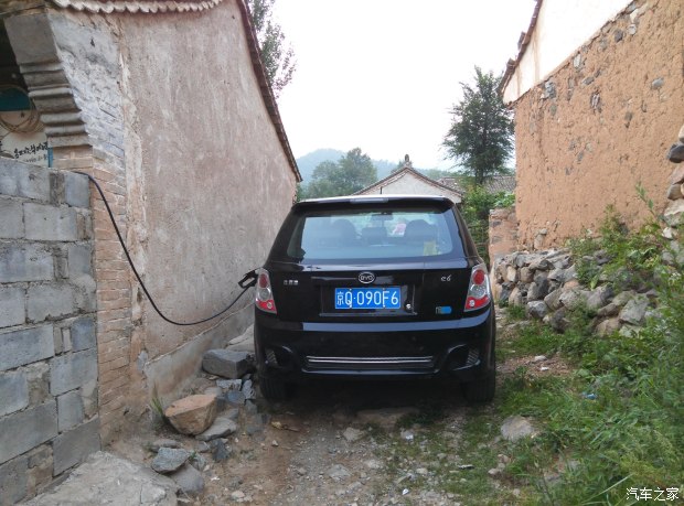 跑了13万公里的比亚迪e6值得买吗,比亚迪电车第一批车主用车情况